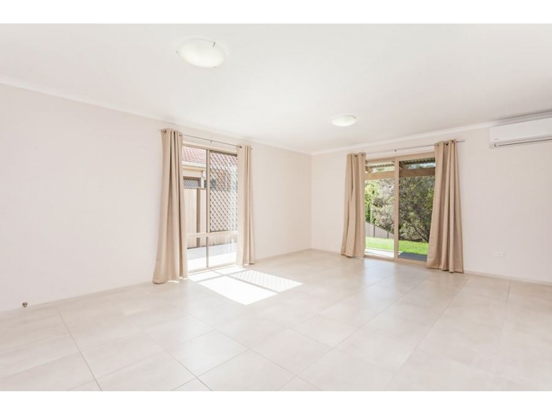 21 River Oak Dr, Helensvale QLD 4212