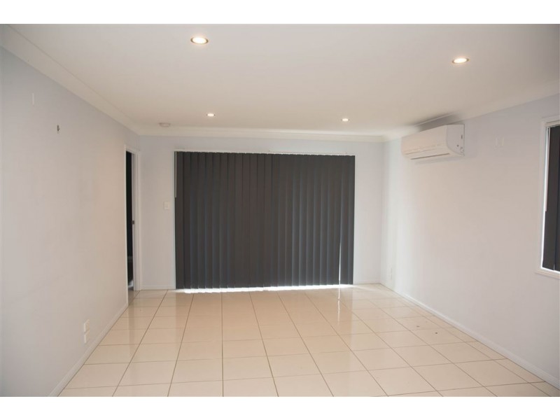 39 Sandover Circuit, Holmview QLD 4207