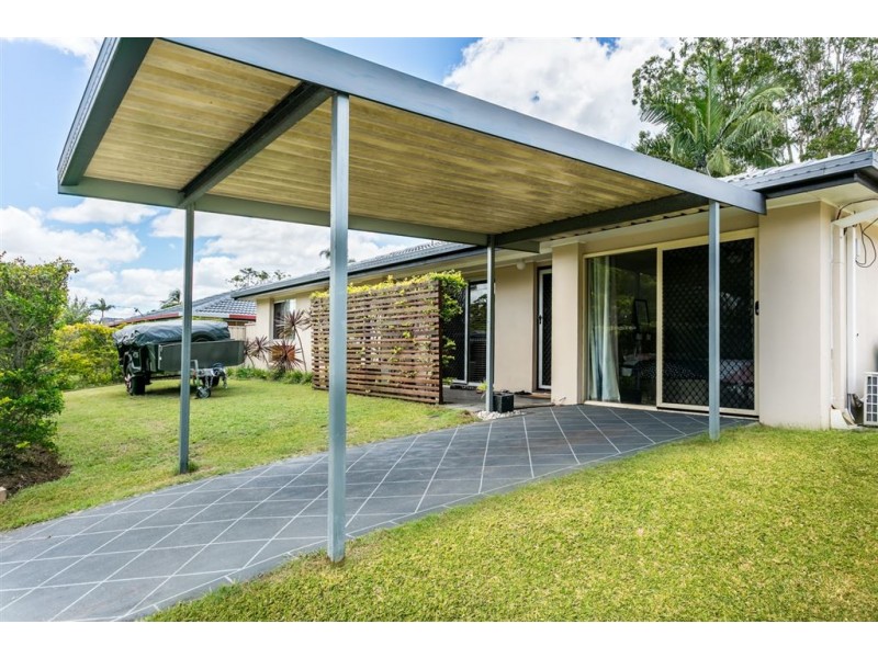 16 Farrow Street, Daisy Hill QLD 4127