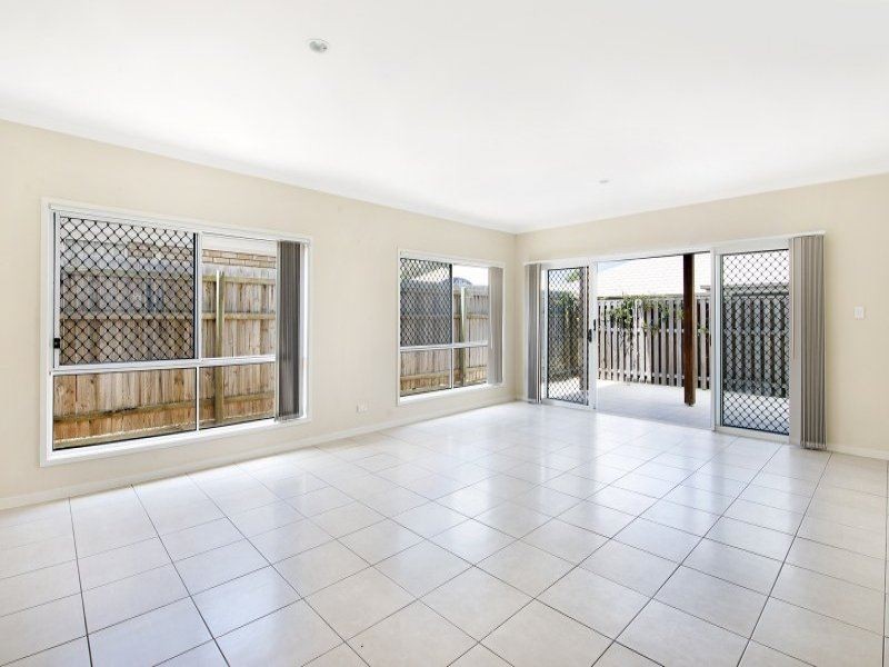 3/3 Coalstoun Crossing, Waterford QLD 4133