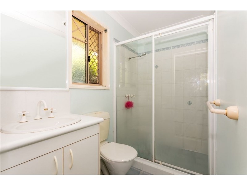 62 Overland Drive, Edens Landing QLD 4207