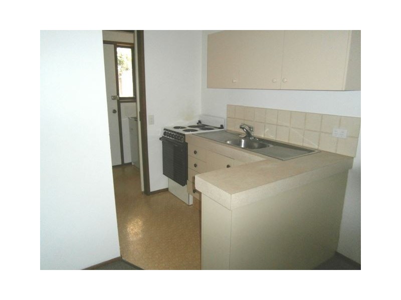 7/11 Muchow St, Beenleigh QLD 4207