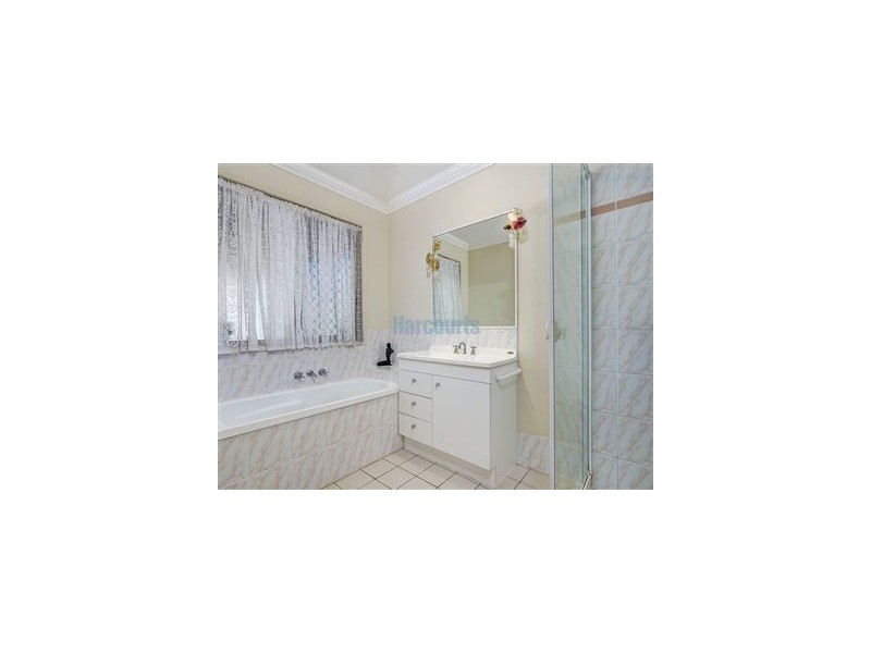 18 Condamine Pl, Loganlea QLD 4131