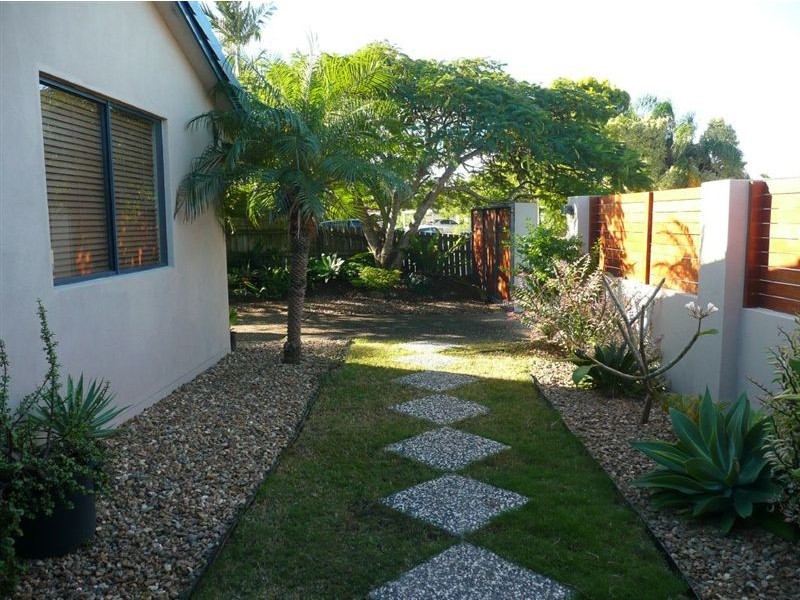 11 Glendevon Cres, Mount Warren Park QLD 4207