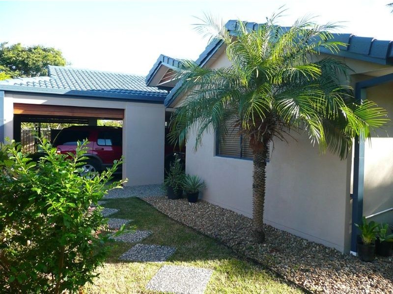 11 Glendevon Cres, Mount Warren Park QLD 4207