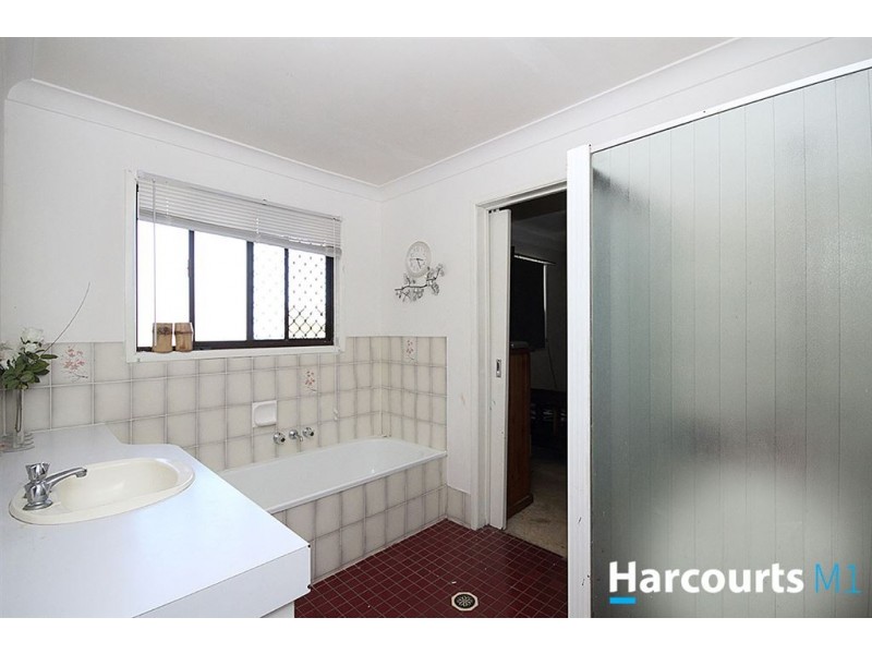 5 Quandong St, Crestmead QLD 4132