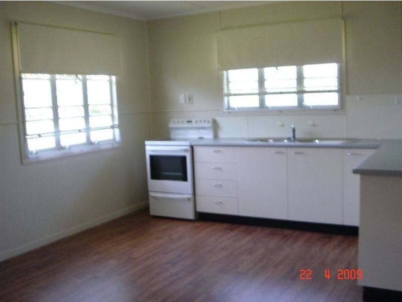 114 Ferry Road, Carbrook QLD 4130