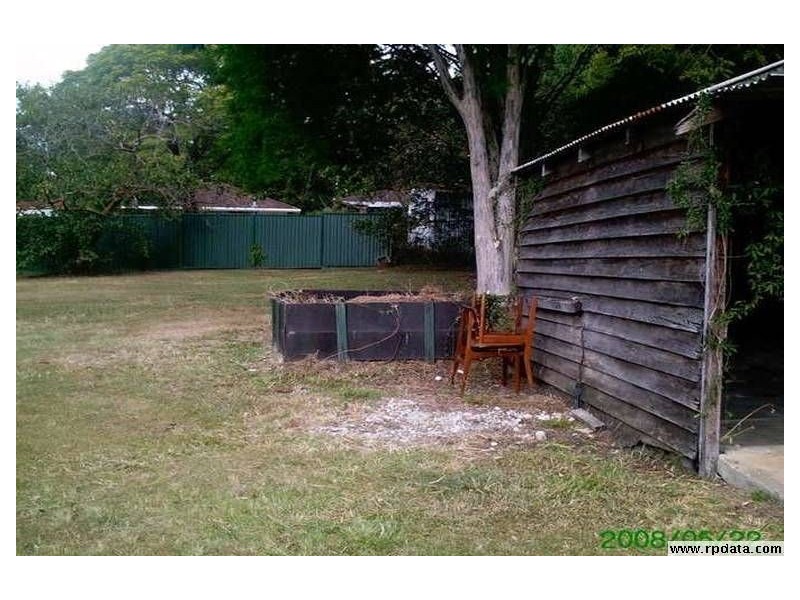 14 Juers Street, Kingston QLD 4114