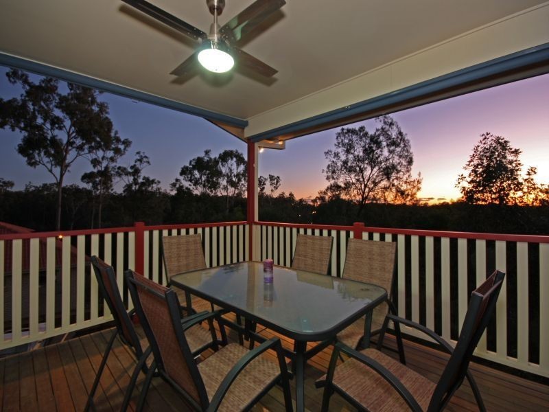 16 Yarraman Chase, Waterford QLD 4133