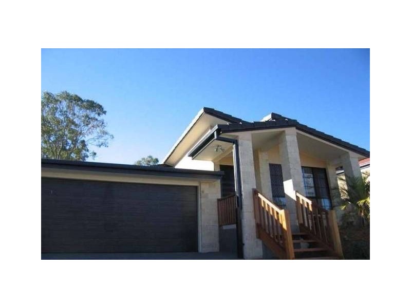 18 Yarraman Chase, Waterford QLD 4133