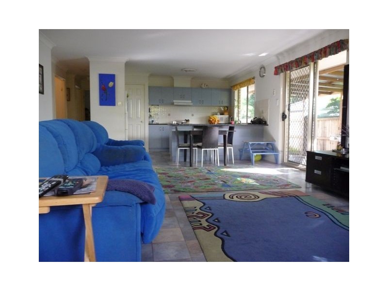 29 Chatfield Street, Edens Landing QLD 4207