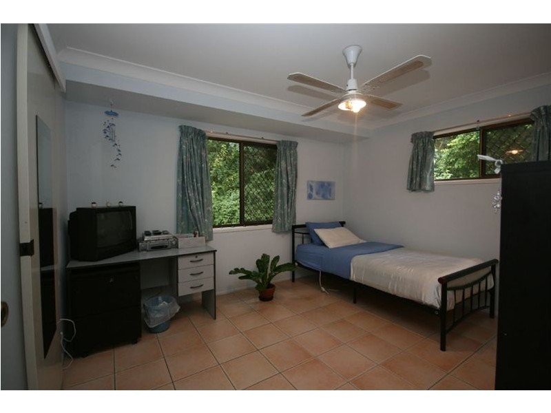 13 Hillview Cres, Bahrs Scrub QLD 4207