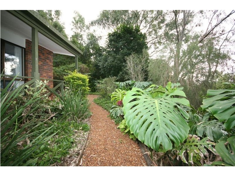 13 Hillview Cres, Bahrs Scrub QLD 4207