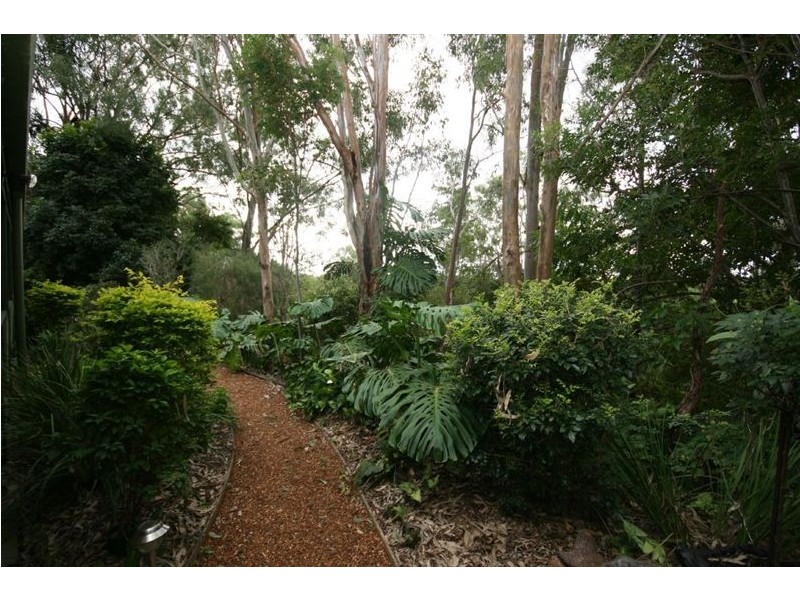 13 Hillview Cres, Bahrs Scrub QLD 4207