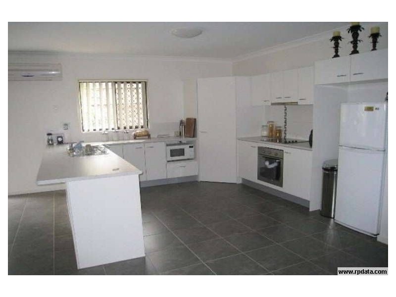12 Benarkin Close, Waterford QLD 4133