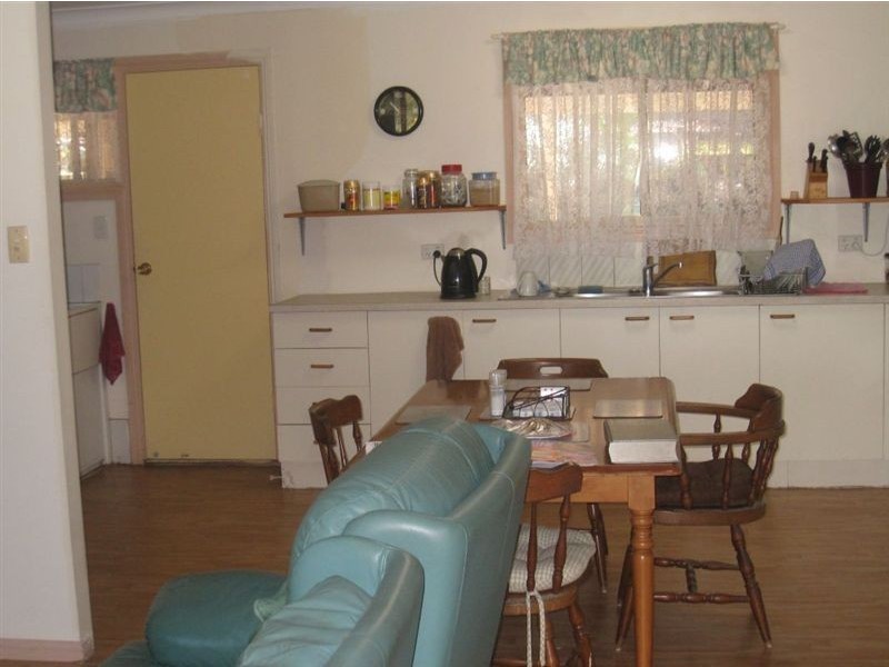 8 Veronica Ct, Buccan QLD 4207
