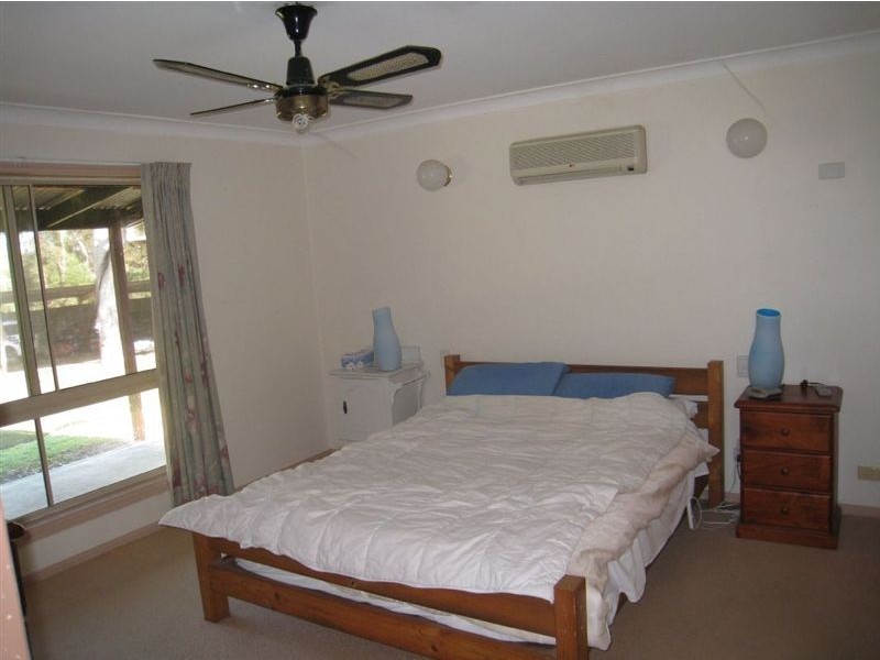 8 Veronica Ct, Buccan QLD 4207