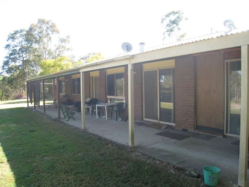 8 Veronica Ct, Buccan QLD 4207