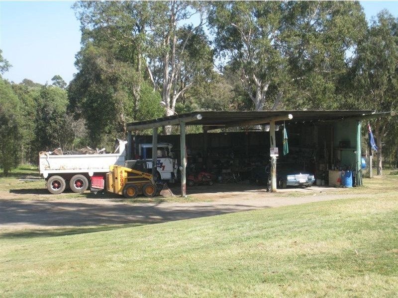 8 Veronica Ct, Buccan QLD 4207