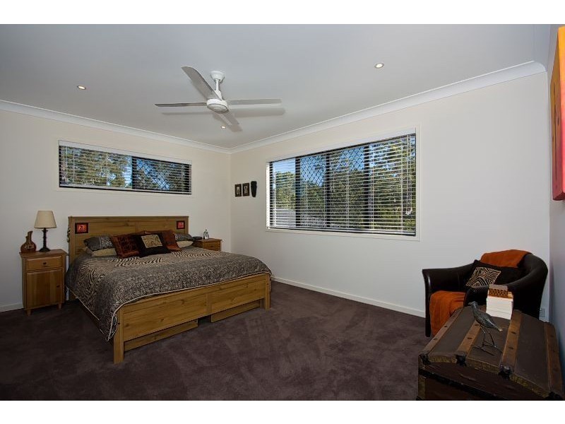 10 Tooloom Ct, Waterford QLD 4133