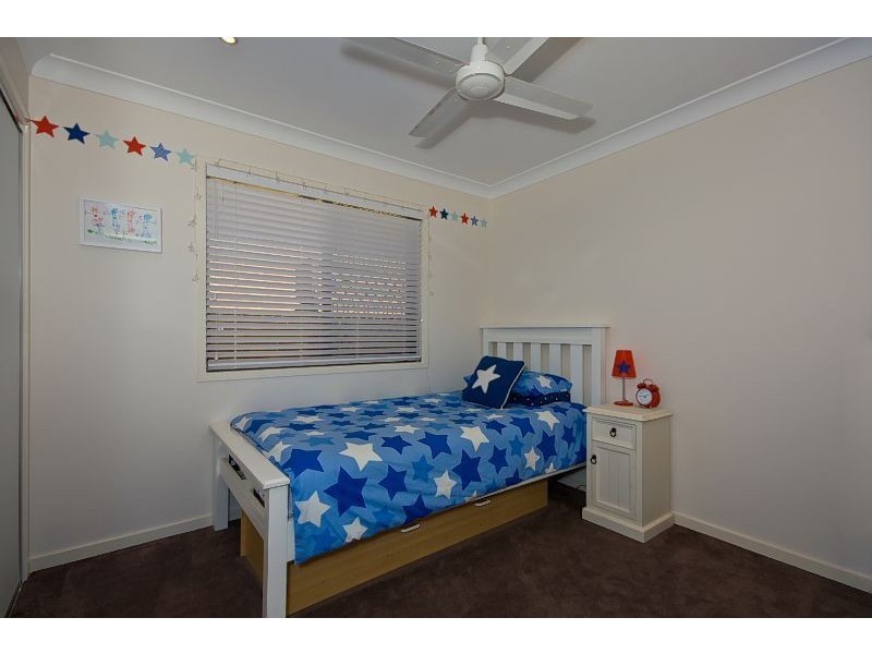 10 Tooloom Ct, Waterford QLD 4133