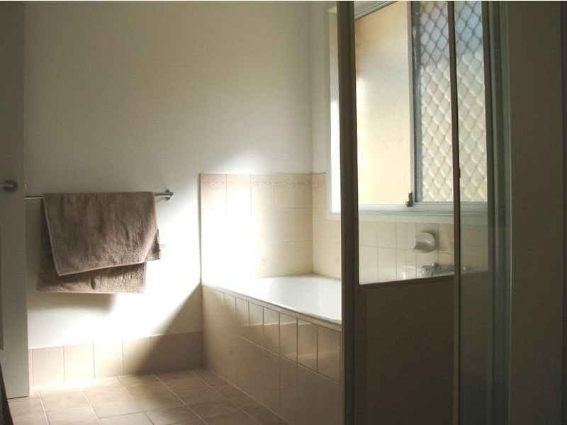 1 Beetson Ct, Eagleby QLD 4207