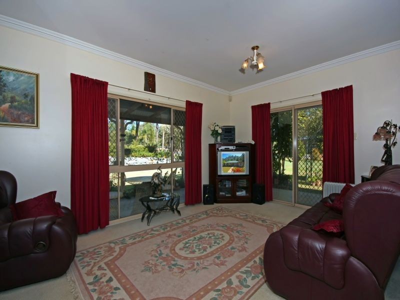 316 Hein Rd, Buccan QLD 4207