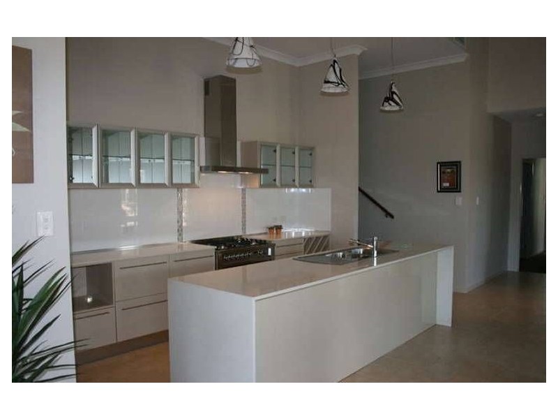 44 Carnarvon Crescent, Waterford QLD 4133