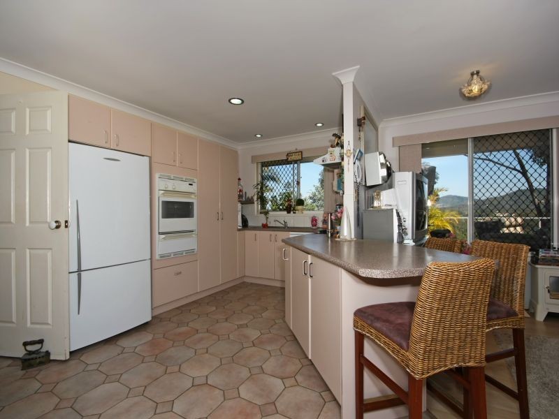 15 Lenna Ct, Mount Warren Park QLD 4207