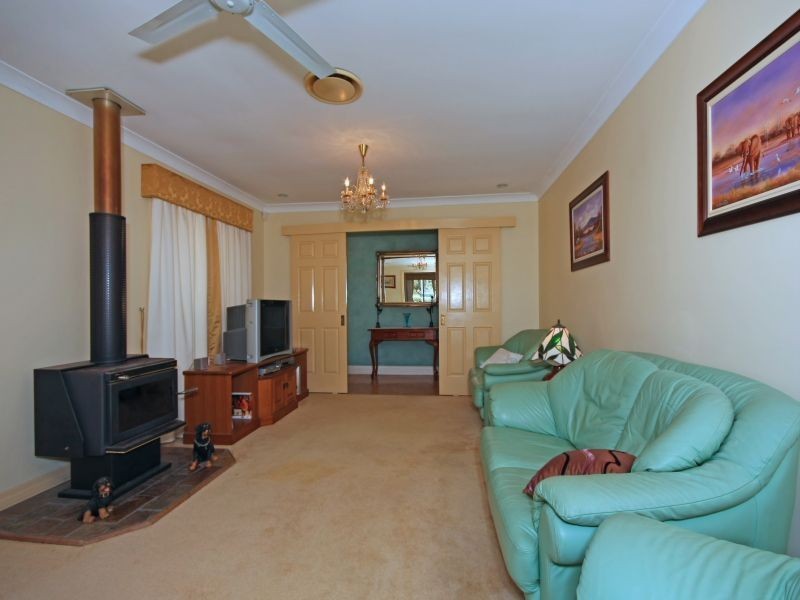 1 Jillian Ct, Logan Village QLD 4207