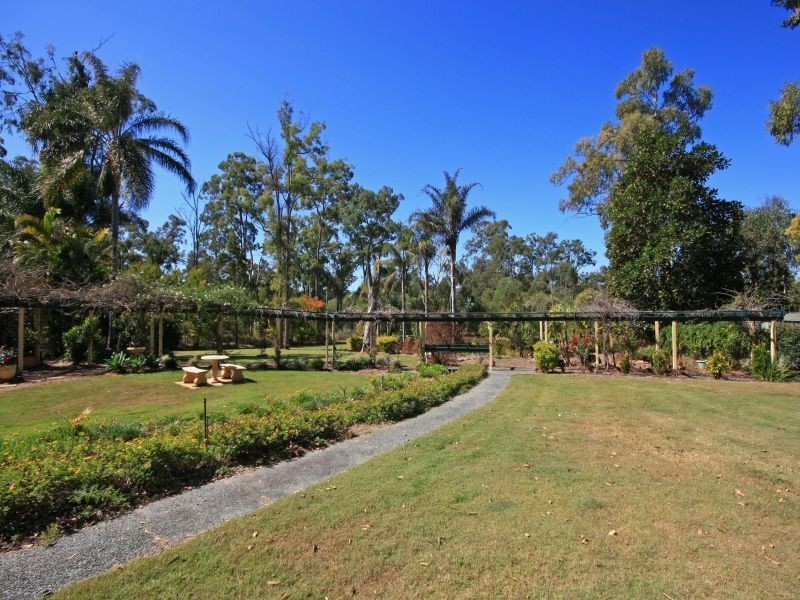 1 Jillian Ct, Logan Village QLD 4207