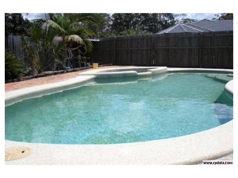 14 Lake Amaroo Court, Logan Reserve QLD 4133