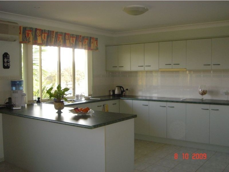 5 Raymond Court, Mount Warren Park QLD 4207