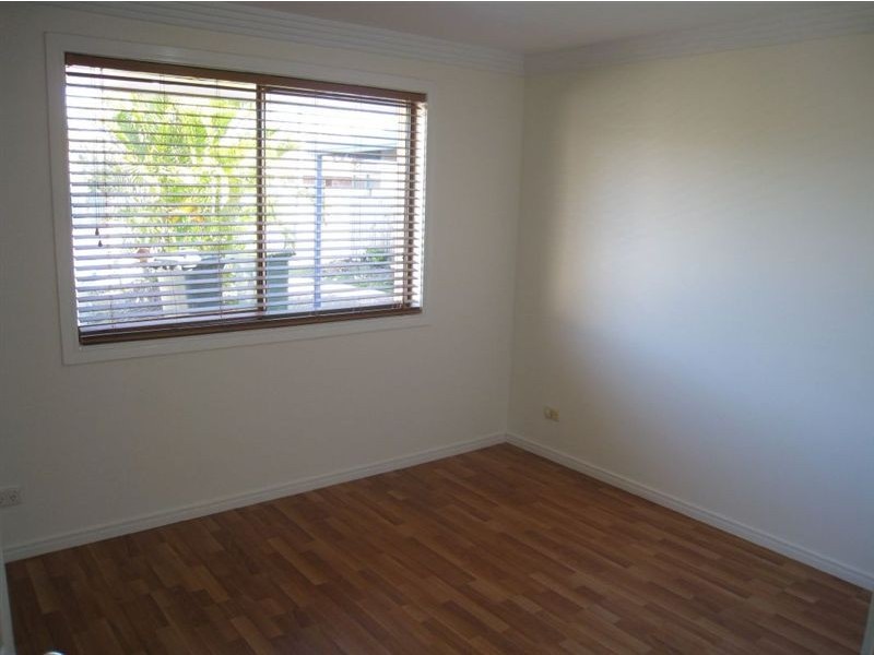 33 Robert Stanley Drive, Mount Warren Park QLD 4207