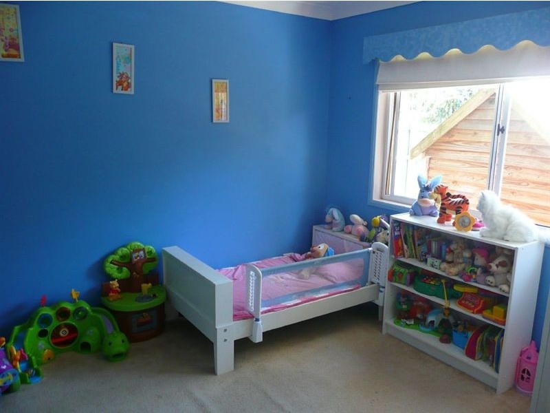 11 Natone Ct, Edens Landing QLD 4207