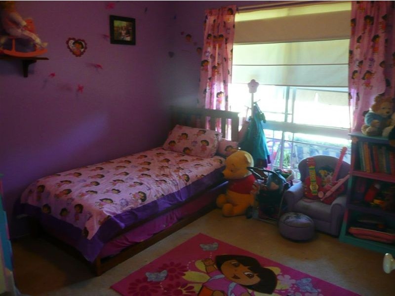 11 Natone Ct, Edens Landing QLD 4207