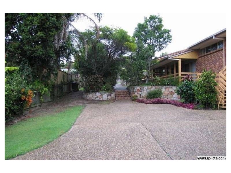 2/145 Castile Crescent, Edens Landing QLD 4207
