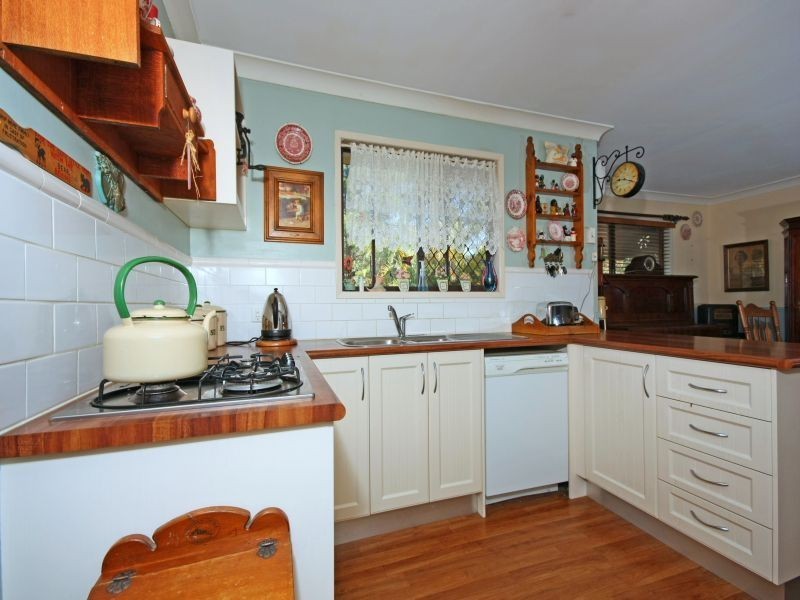 179-181 Loganlea Rd, Loganlea QLD 4131