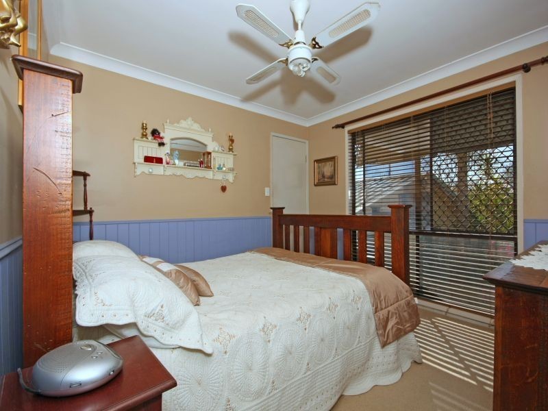 179-181 Loganlea Rd, Loganlea QLD 4131