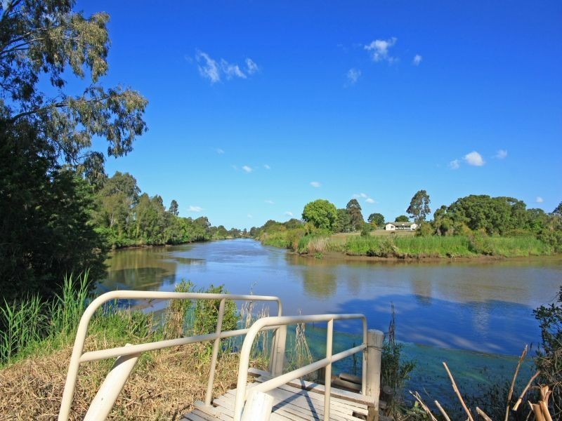 179-181 Loganlea Rd, Loganlea QLD 4131