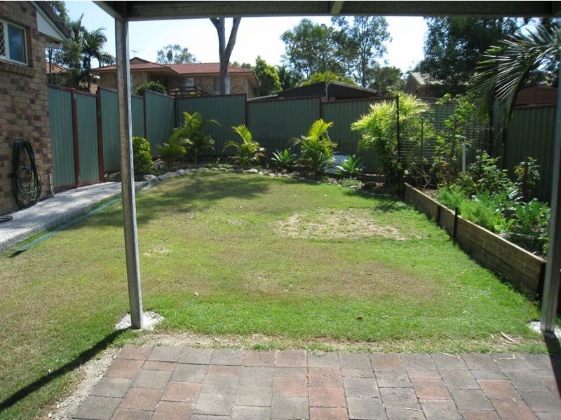 18 Tregana Cct, Edens Landing QLD 4207