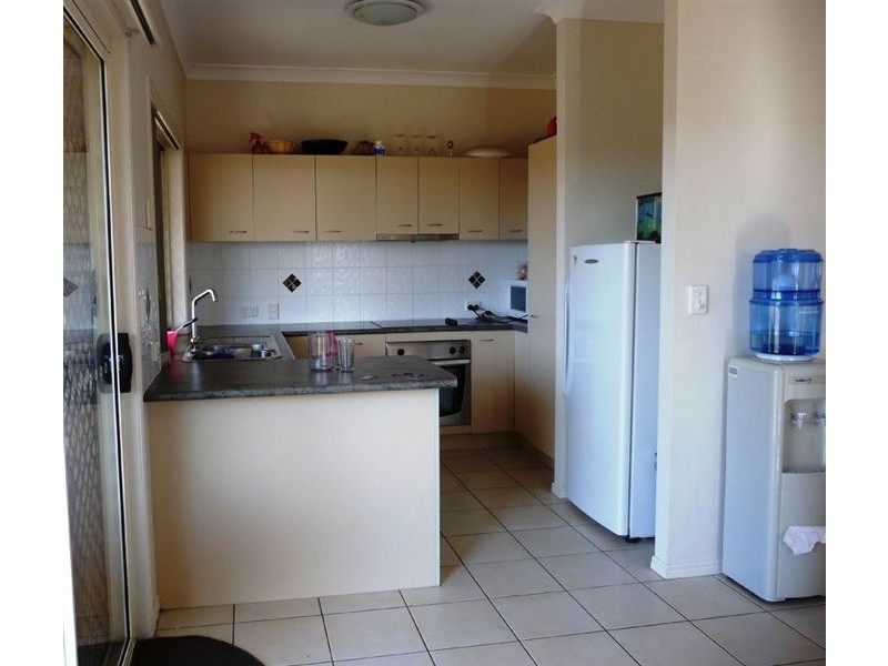 67 Grove Rd, Edens Landing QLD 4207