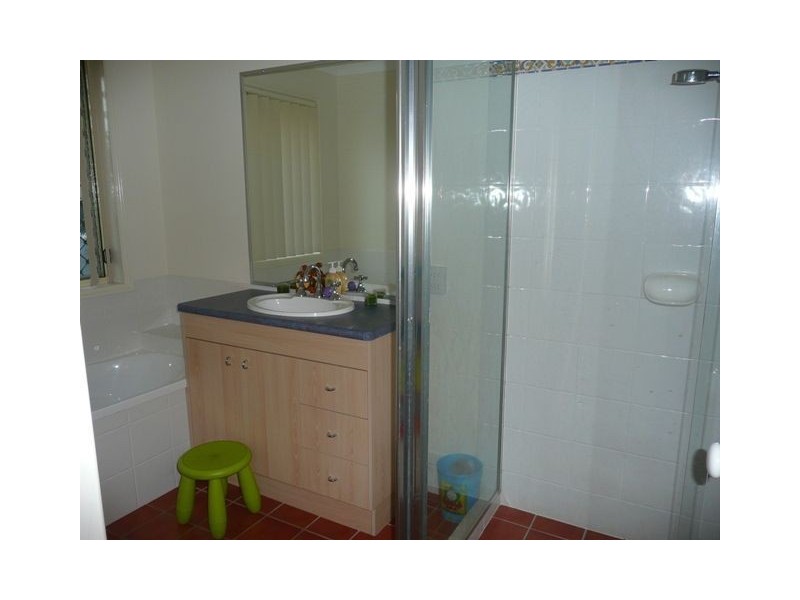7 Barber Ct, Waterford QLD 4133
