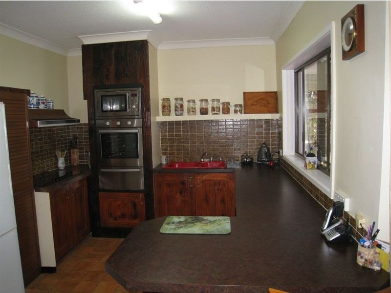 34 Schweitzer Street, Mount Warren Park QLD 4207
