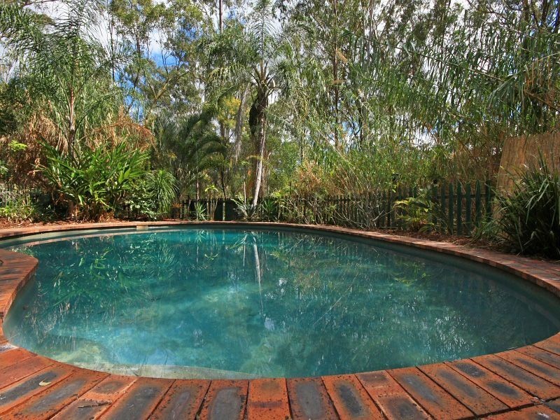 199 Sharton Avenue, Buccan QLD 4207