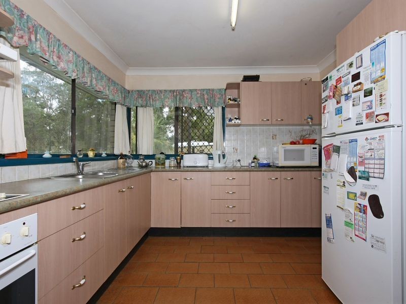 114 Rossmore Rd, Logan Reserve QLD 4133