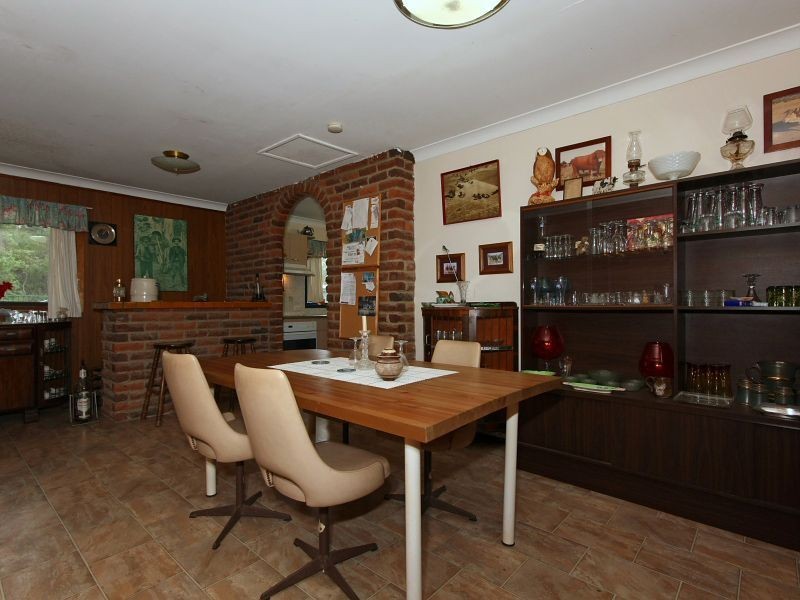 114 Rossmore Rd, Logan Reserve QLD 4133