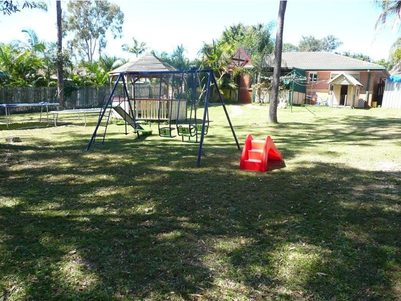 11 Natone Ct, Edens Landing QLD 4207