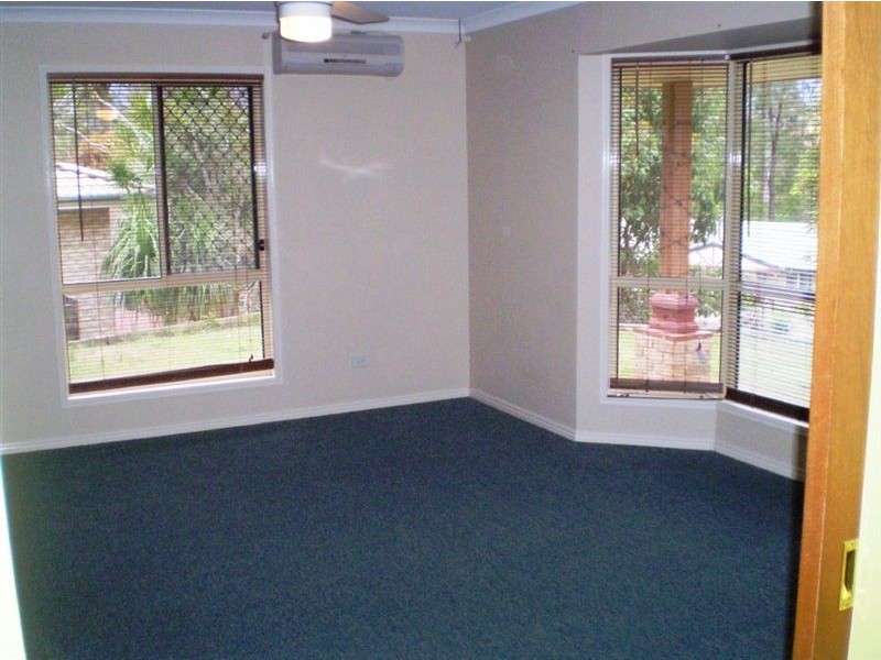 59 Loane Drive, Edens Landing QLD 4207