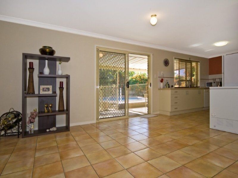 59 Loane Drive, Edens Landing QLD 4207